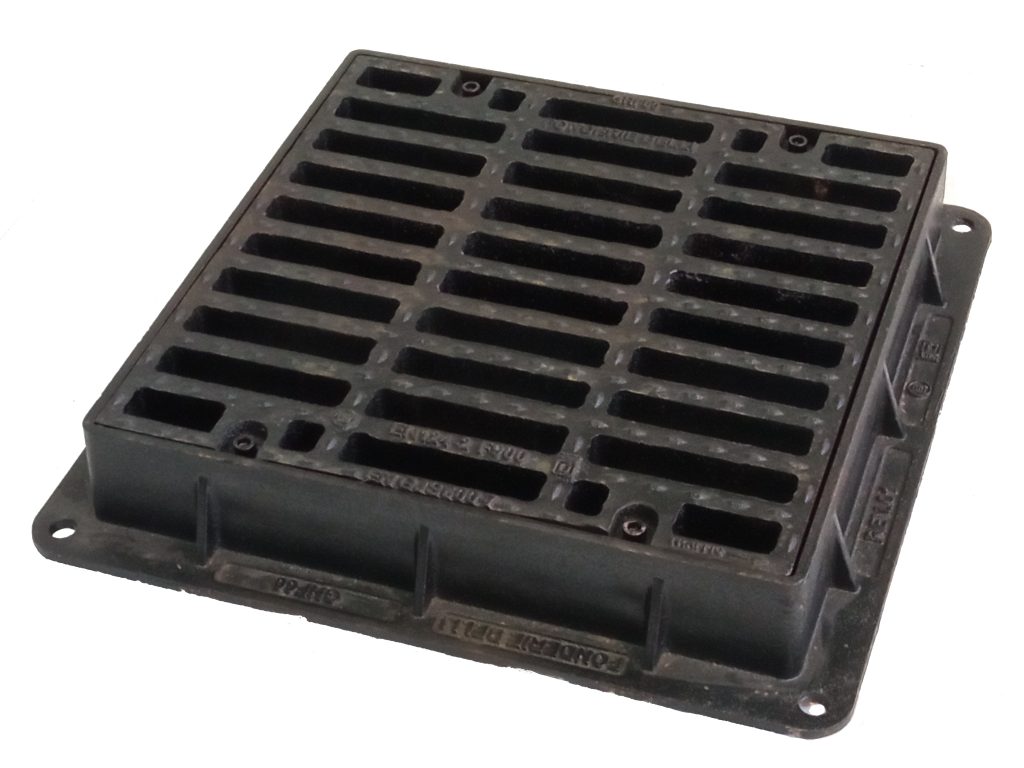 Caditoie quadrate piane F900